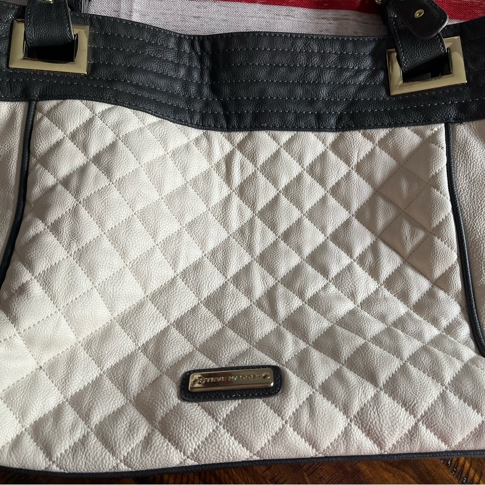 Steve Madden Shoulder BagBlack and White Quilted.